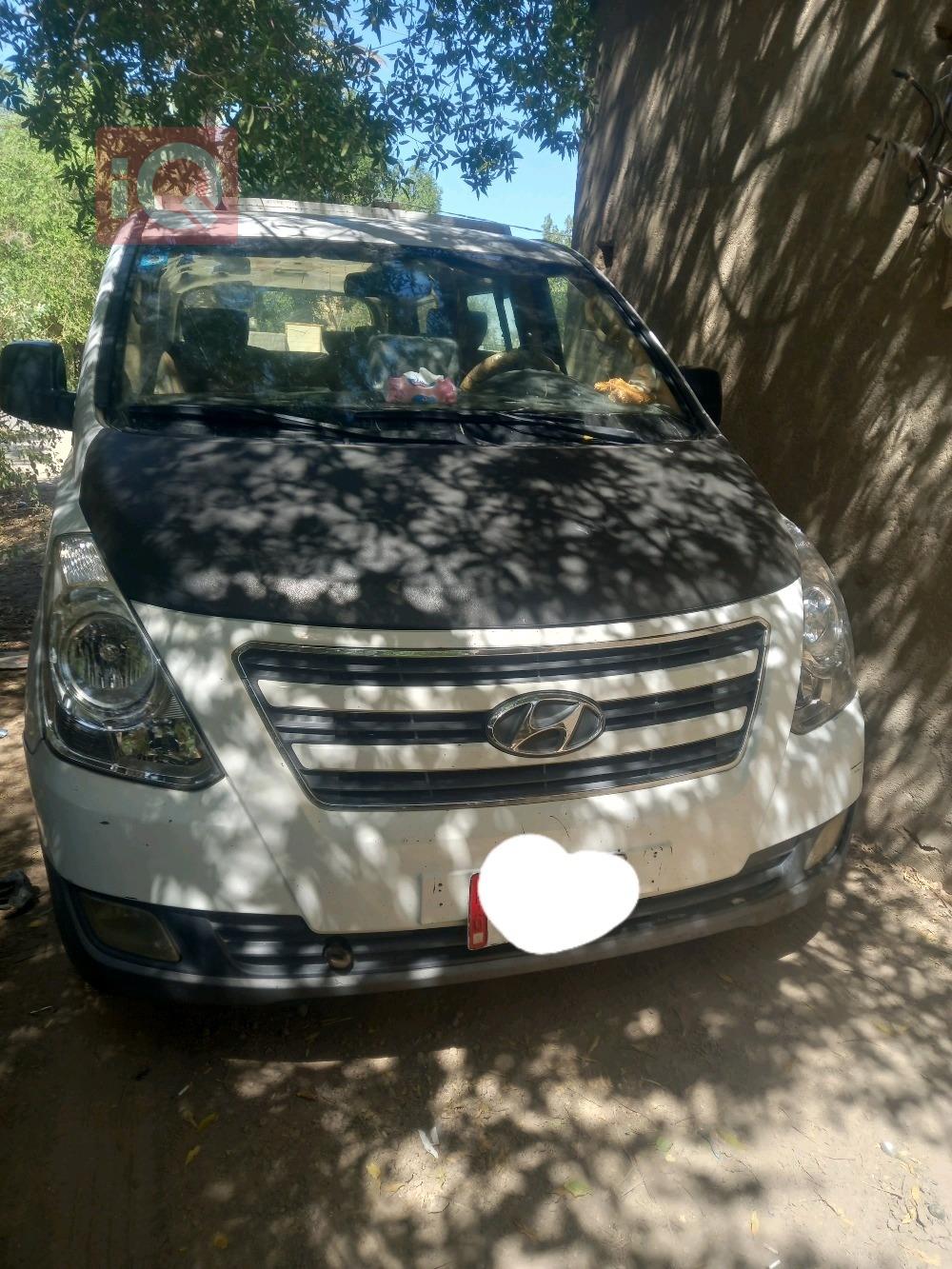هیوندای ستاركس